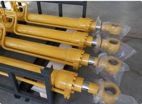 Máy đào Boom xi lanh thủy lực tương thích với Kato HD820 / 2045 / 2048 / 1250 / 700
